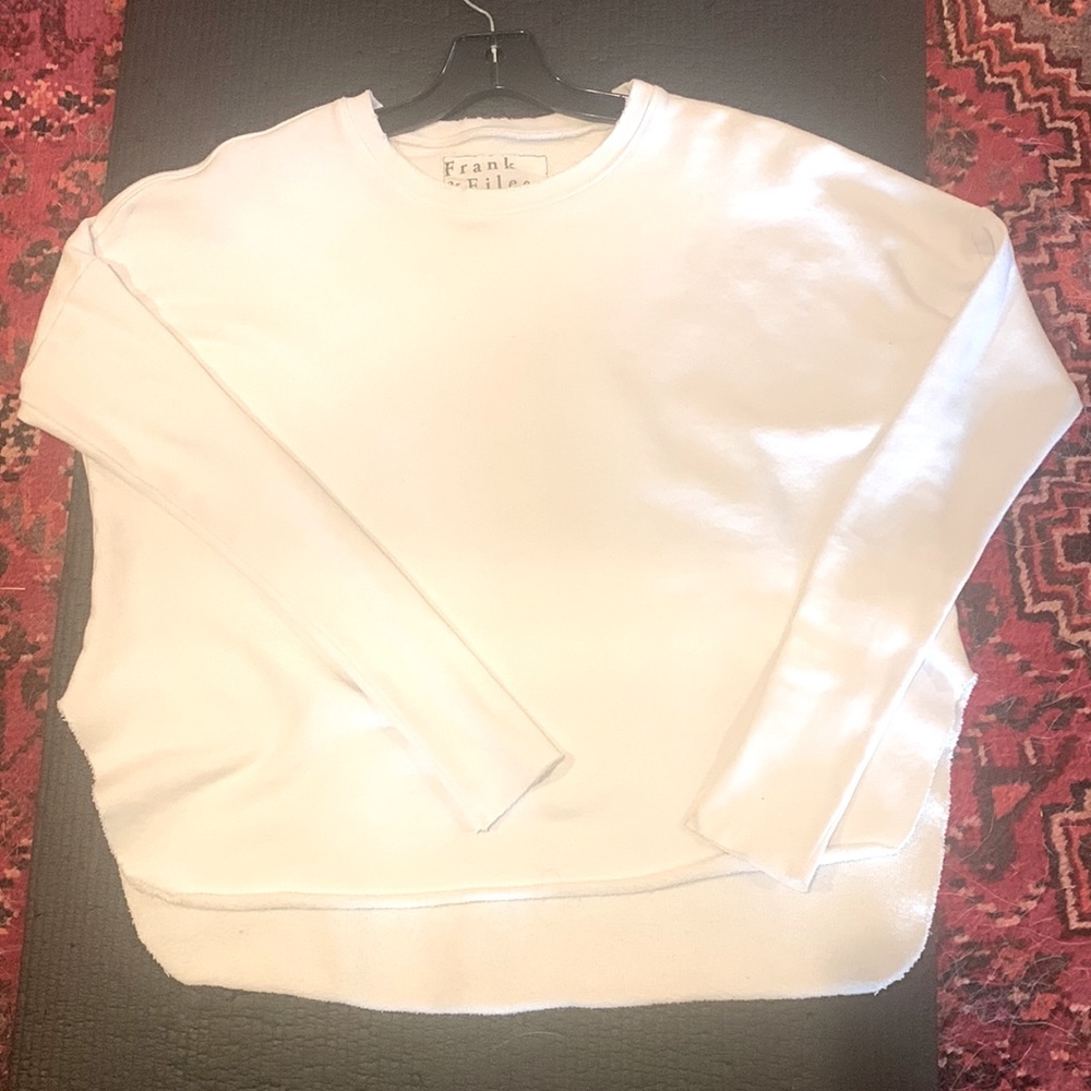Frank & Eileen white triple fleece sweatshirt XS. Very good condition.